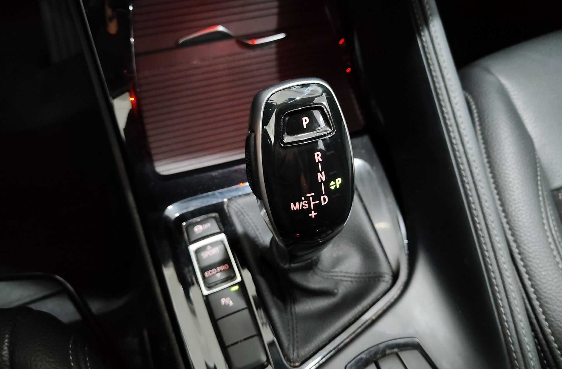 BMW X1 sDrive18i - foto 5
