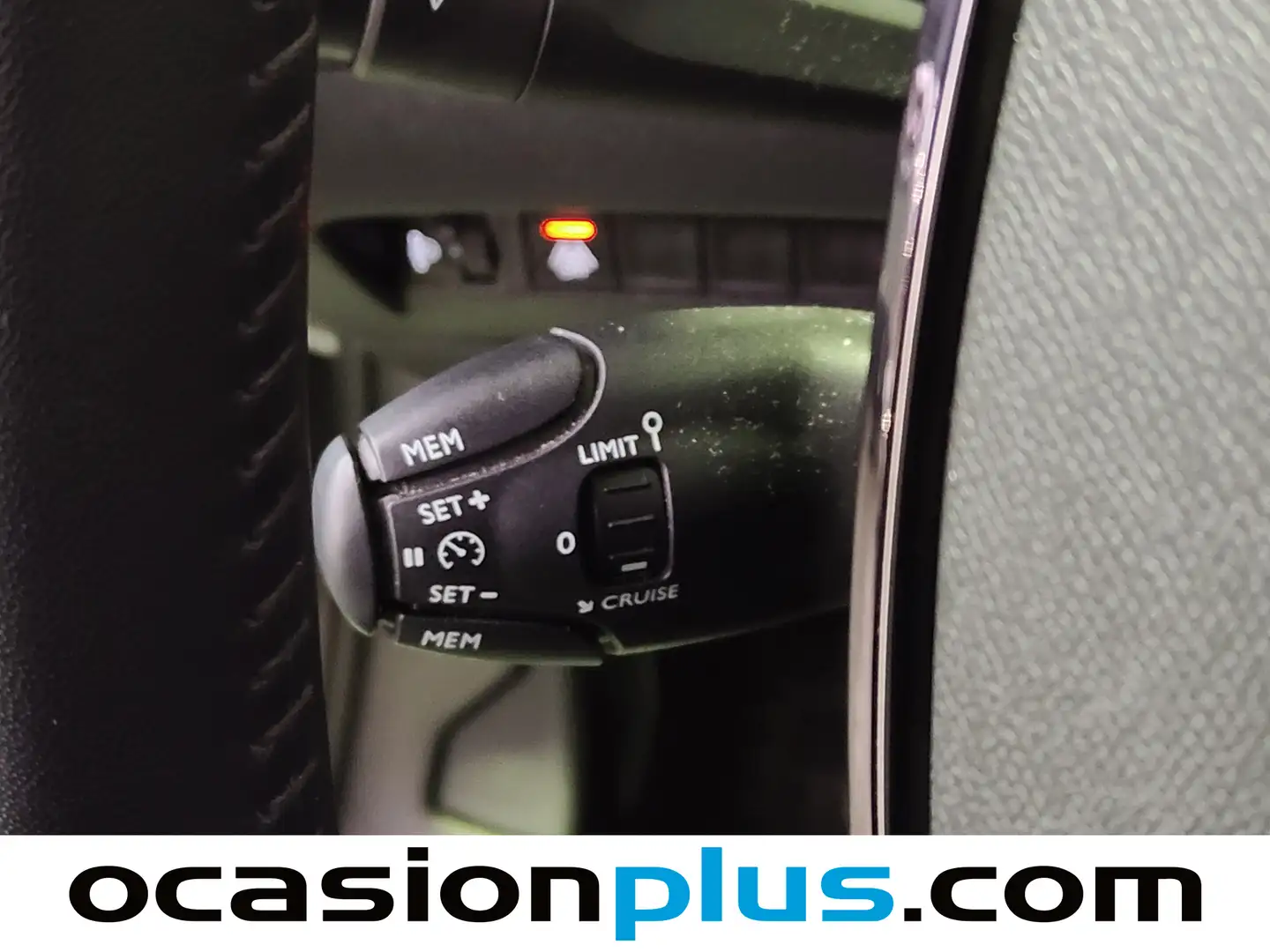 Foto Peugeot 2008 Peugeot 2008 PureTech 130 S&S Allure Pack (130 CV)