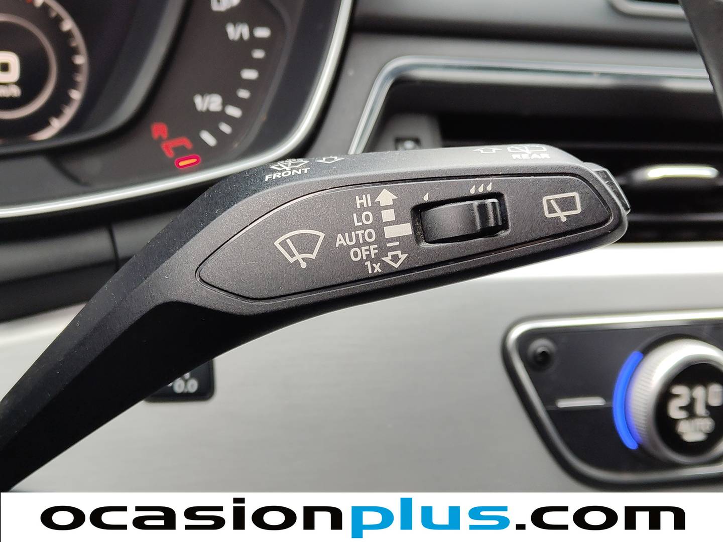 Foto Audi A4 Audi A4 Avant S line edition 2.0 TFSI (190 CV) S tronic