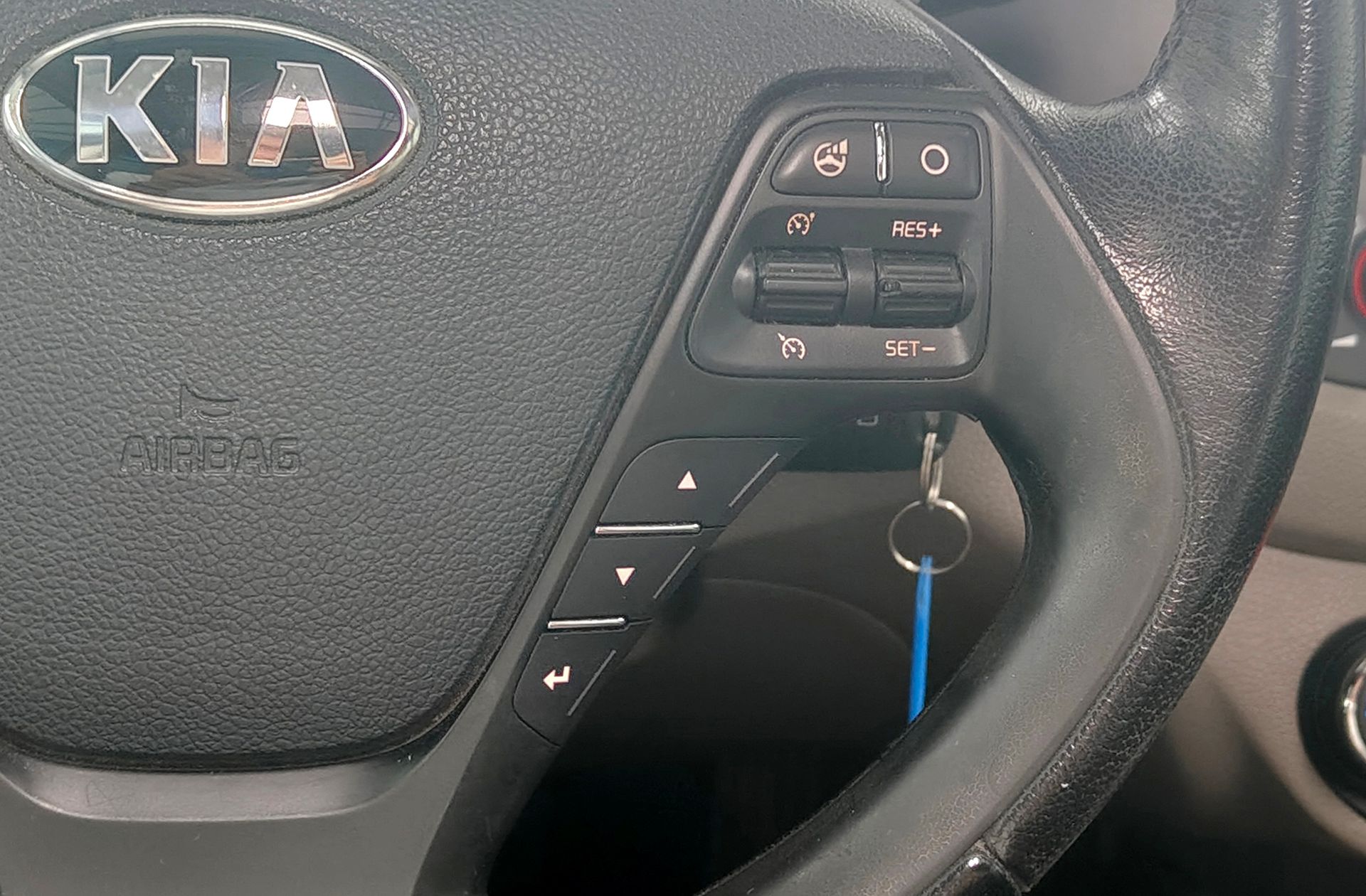 Kia Ceed 1.6 CRDi VGT Drive - foto 24