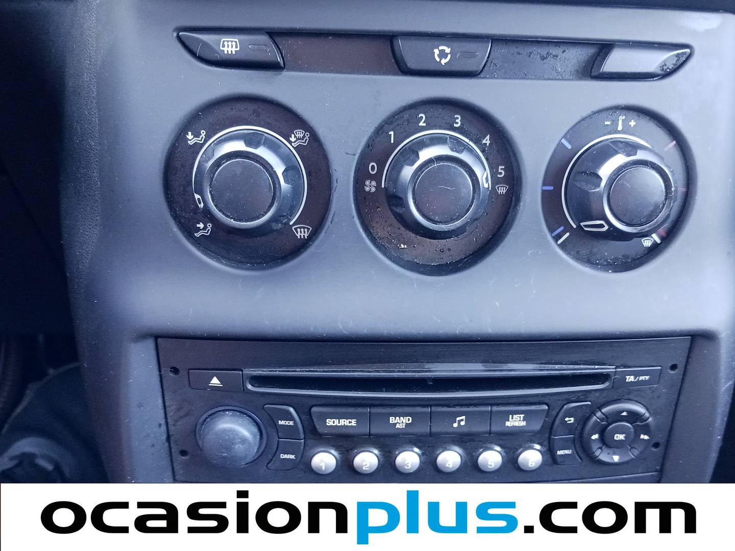 Extras y acabados del Citroën C3 Citroën C3 HDi 70 Attraction (68 CV)