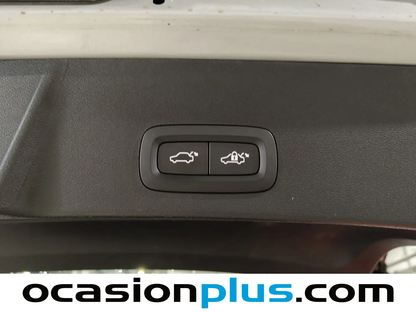 Foto Volvo XC40 Volvo XC40 T2 Core Auto (129 CV)