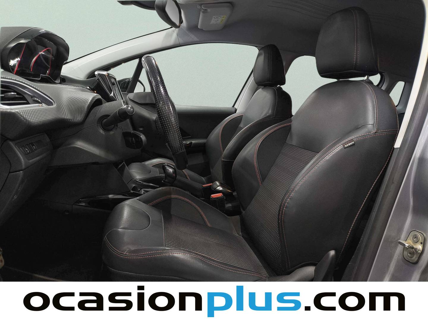 Foto asientos delanteros Peugeot 2008 Peugeot 2008 PureTech 110 S&S GT Line (110 CV)