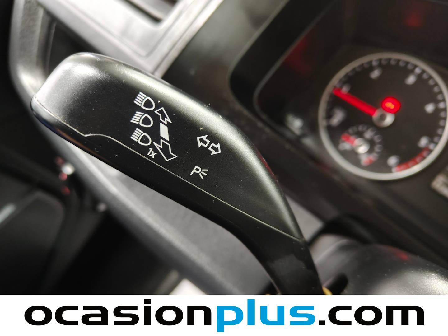 Volkswagen Caravelle Volkswagen Caravelle Comfortline Batalla Corta 2.0 TDI BMT (102 CV) seminuevo