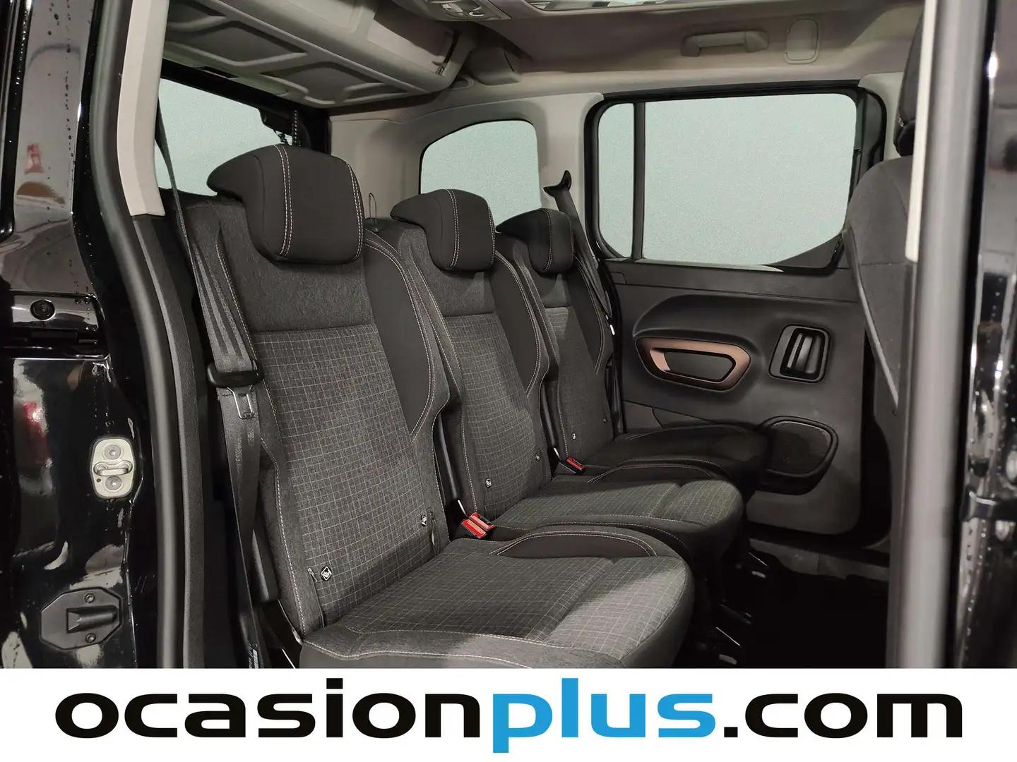 Foto Peugeot Rifter Peugeot Rifter BlueHDi 130 GT Line Standard EAT8 (130 CV)