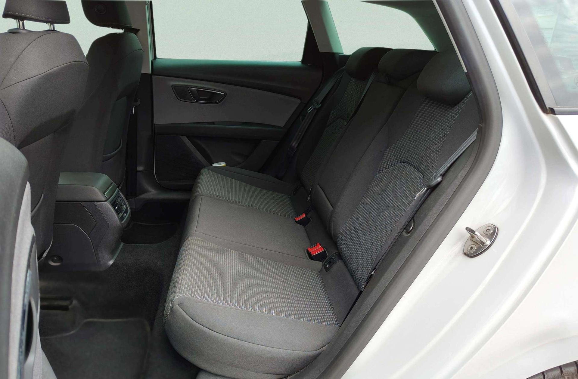 SEAT León ST 1.6 TDI Style Advanced - foto 11