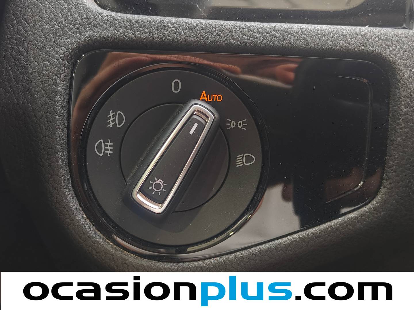 Acabados Volkswagen Golf Volkswagen Golf Sport 1.6 TDI CR BMT (105 CV)Pack R-Line