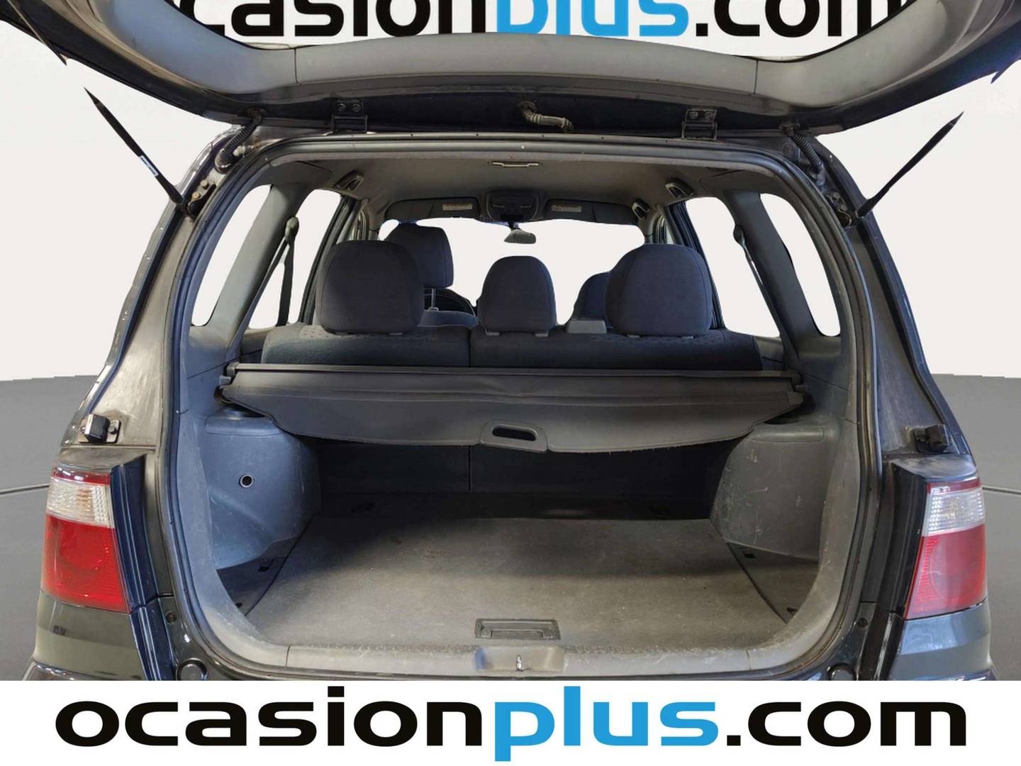 Fotos maletero KIA Carens KIA Carens 2.0 CRDi EX (112 CV)