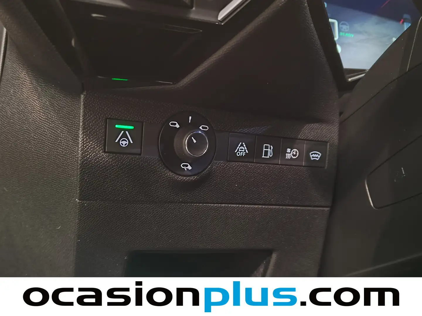 Foto DS DS 7 Crossback DS DS7 Crossback E-Tense 300 Louvre 4WD Auto (300 CV)