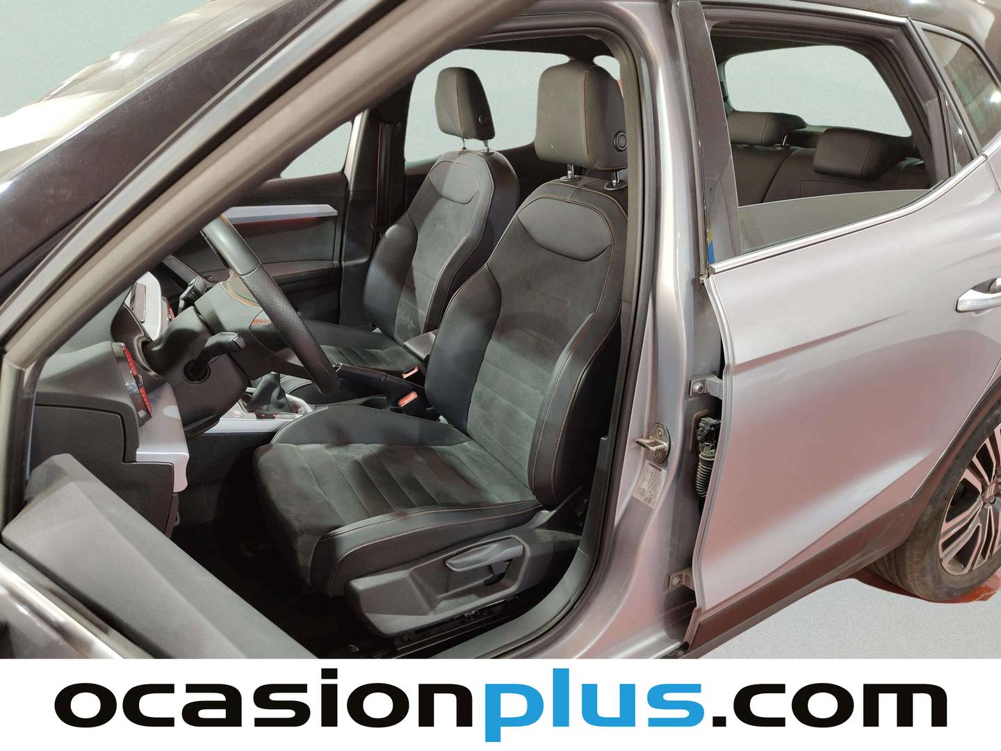 Foto Seat Arona SEAT Arona 1.0 TSI S&S FR XL (115 CV)