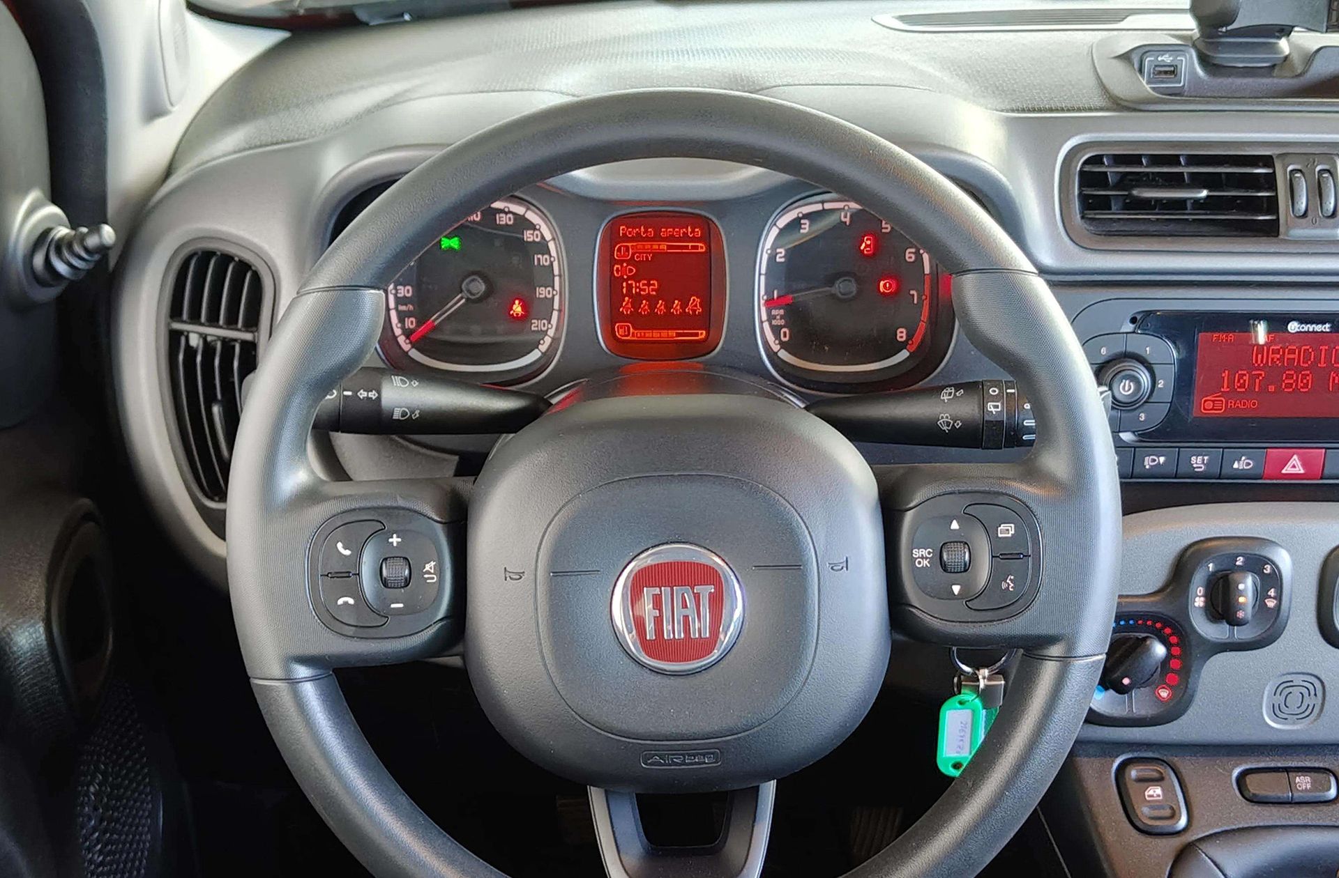 Fiat Panda 1.2 Waze 4x2 - foto 18
