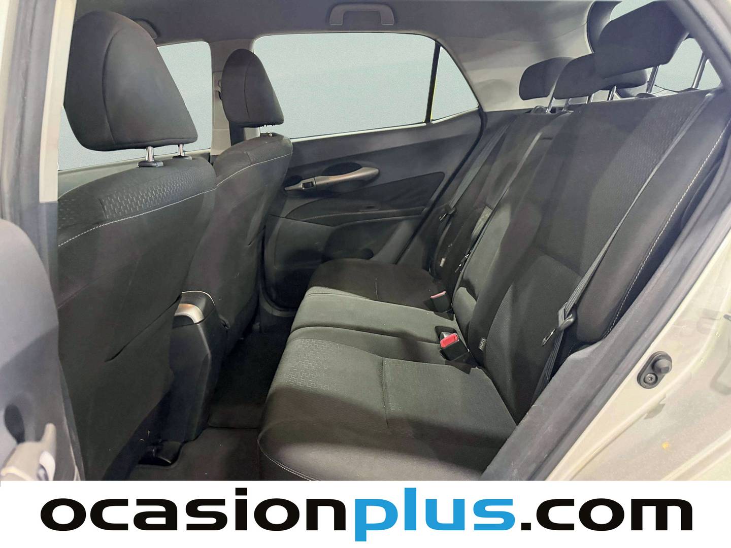 Foto asientos traseros Toyota Auris Toyota Auris 2.2 D-4D Sport (177 CV)
