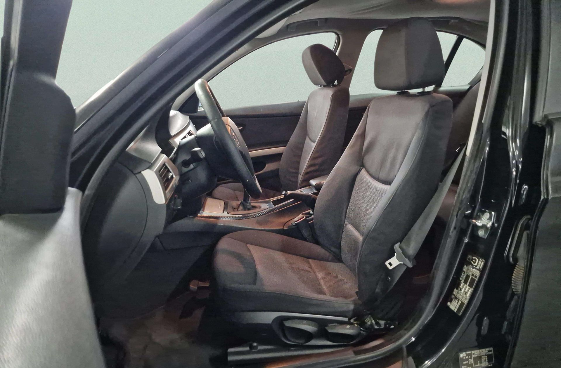 BMW Serie 3 318d - foto 8
