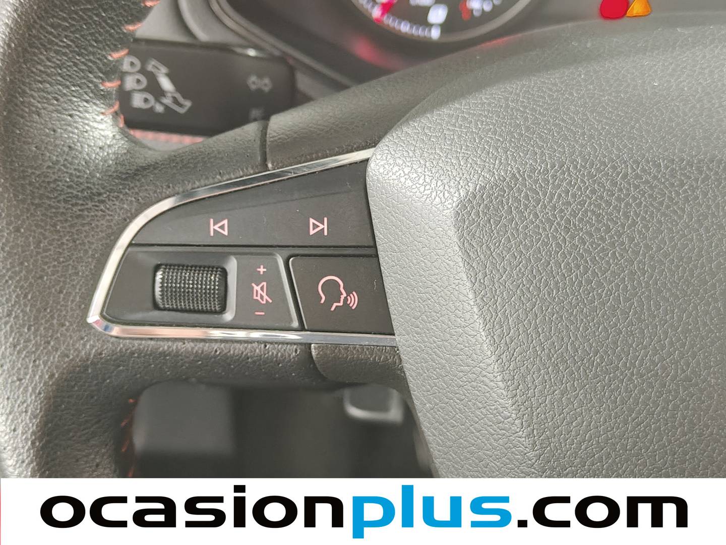 Foto Seat Arona SEAT Arona 1.0 TGI GNC FR Edition (90 CV)