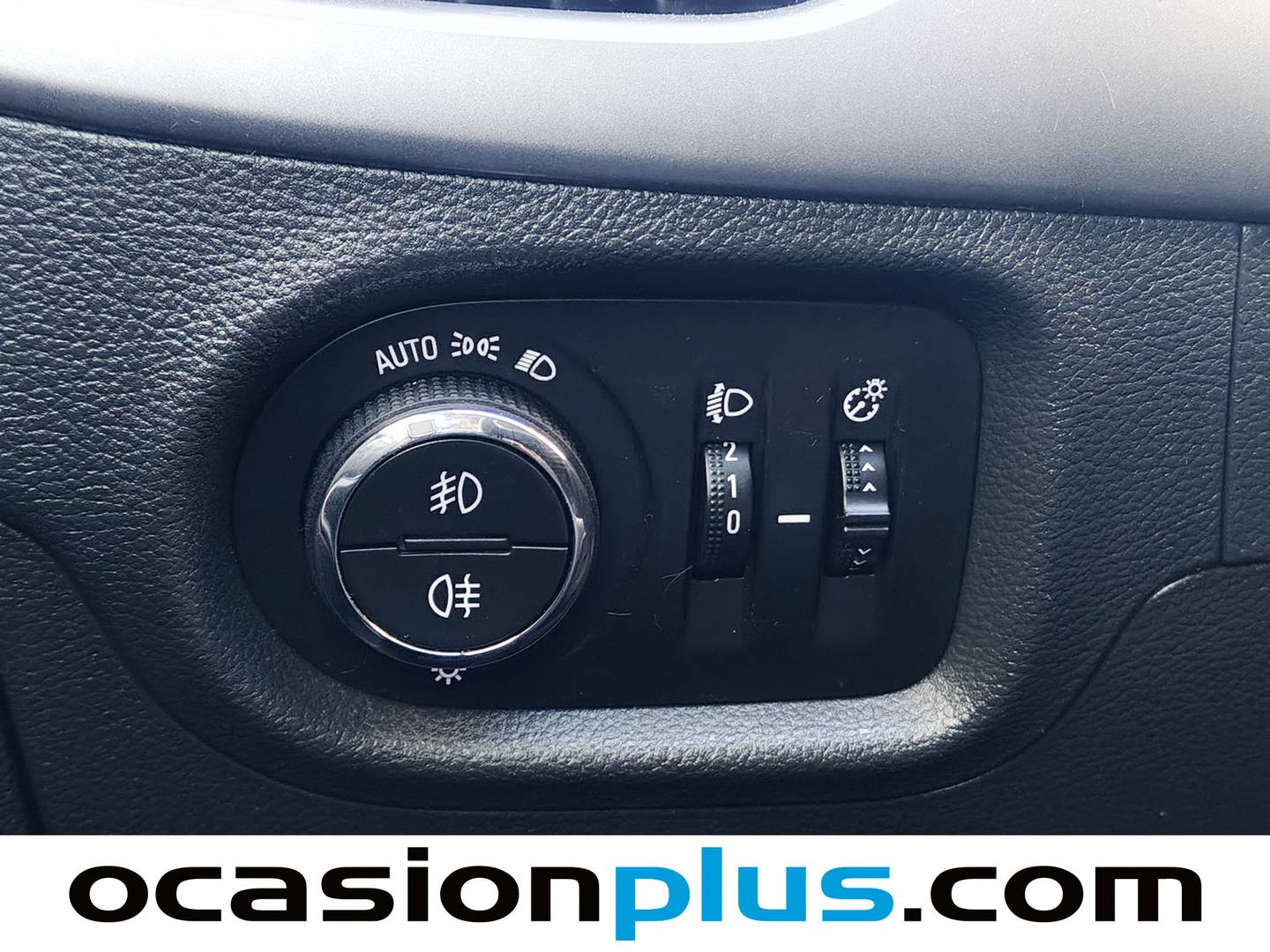 Foto Opel Astra Opel Astra Sports Tourer 1.6 CDTI Selective (110 CV)