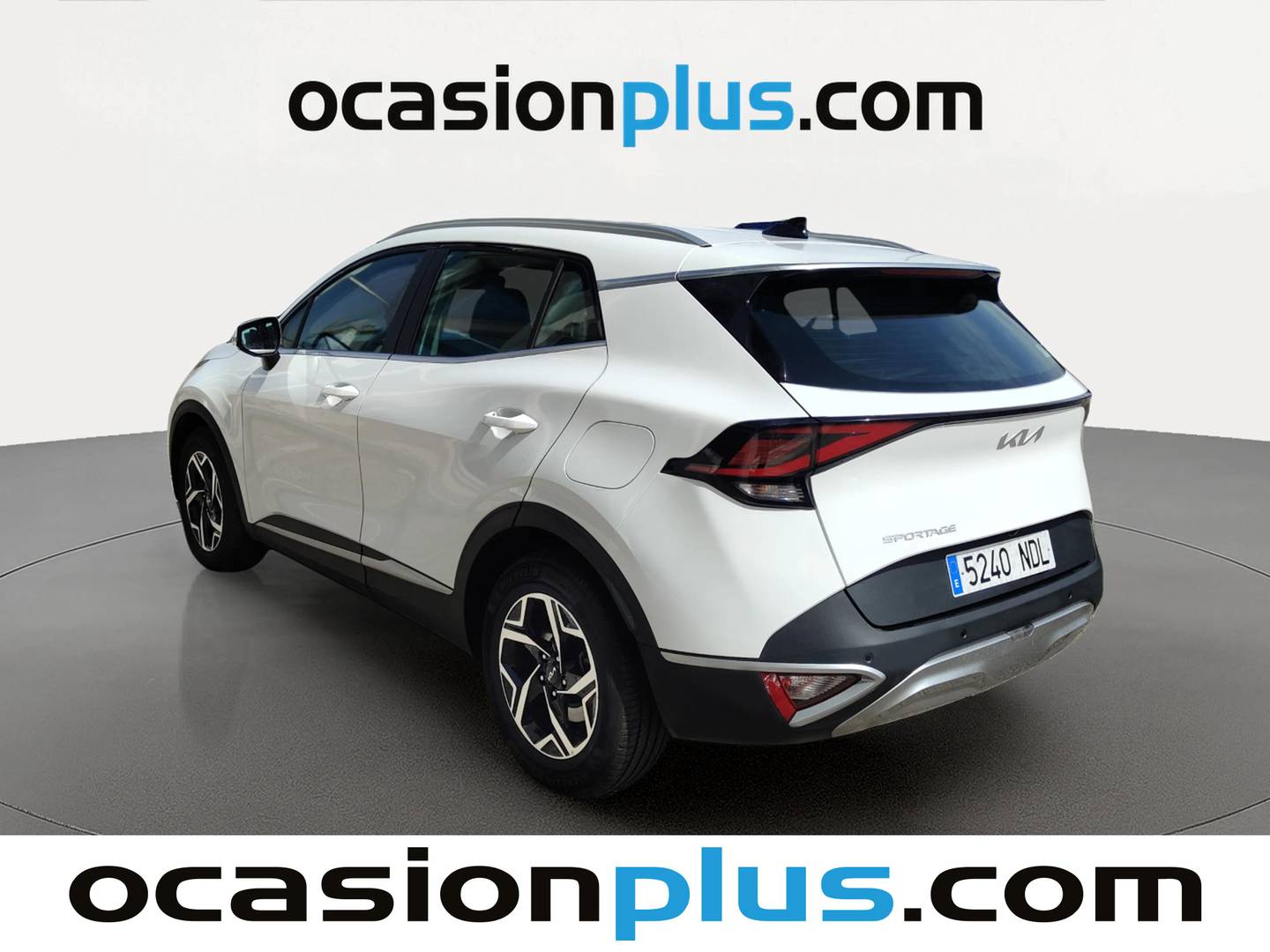 Foto trasera KIA Sportage KIA Sportage 1.6 T-GDi MHEV Business 4x2 DCT (160 CV) izquierda