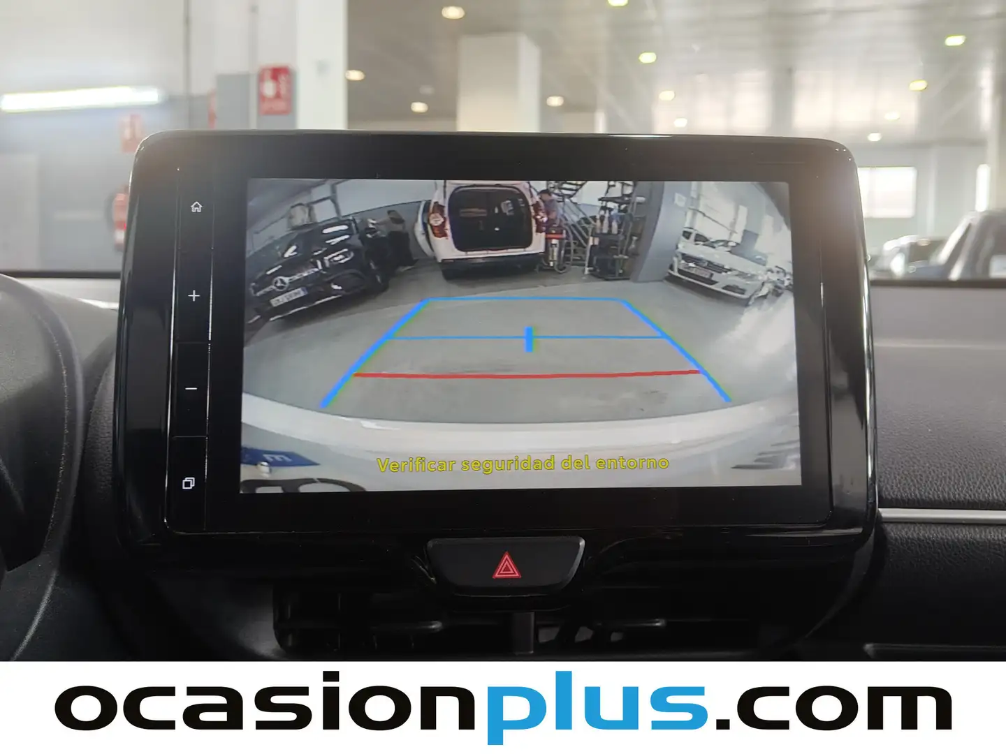 Foto Toyota Yaris Toyota Yaris 120H Active Plus  (116 CV)