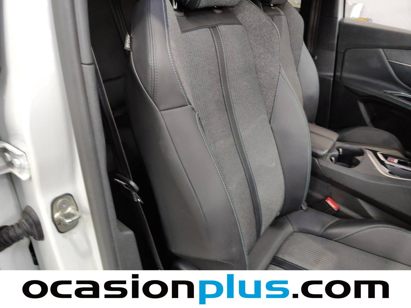 Peugeot 3008 Hybrid Peugeot 3008 Hybrid 300 Allure Pack e-EAT8  (300 CV) km 0