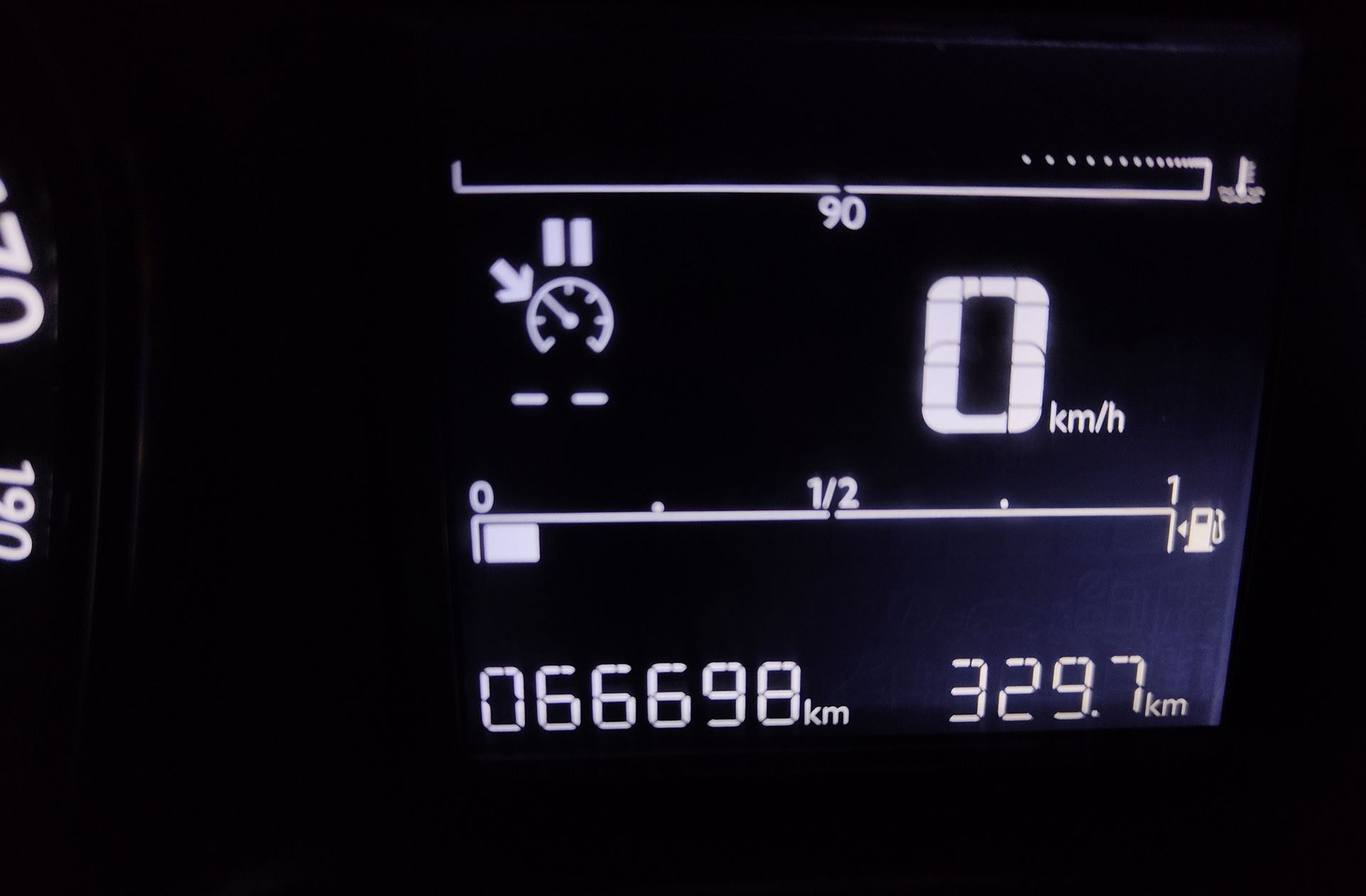 Peugeot Expert Furgon BlueHDi 115 Pro Standard - foto 8