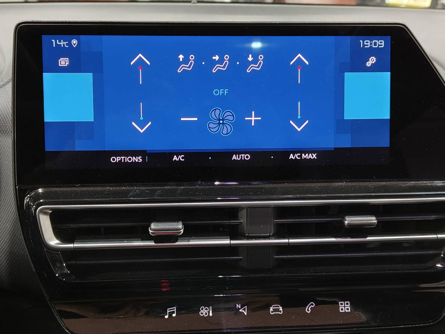 Foto Citroën C5 Aircross Citroen C5 Aircross Plug-in Hybrid Max e-EAT8 (225 CV)