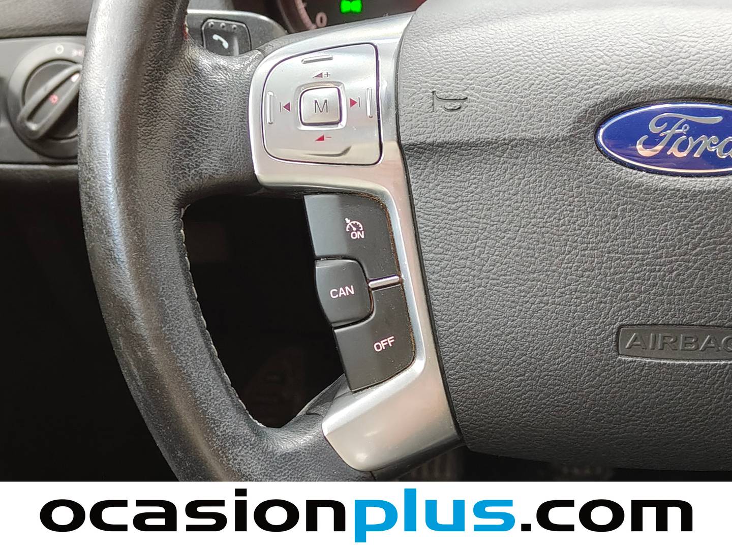 Equipamiento del Ford Mondeo Ford Mondeo 2.0 Ghia (145 CV)