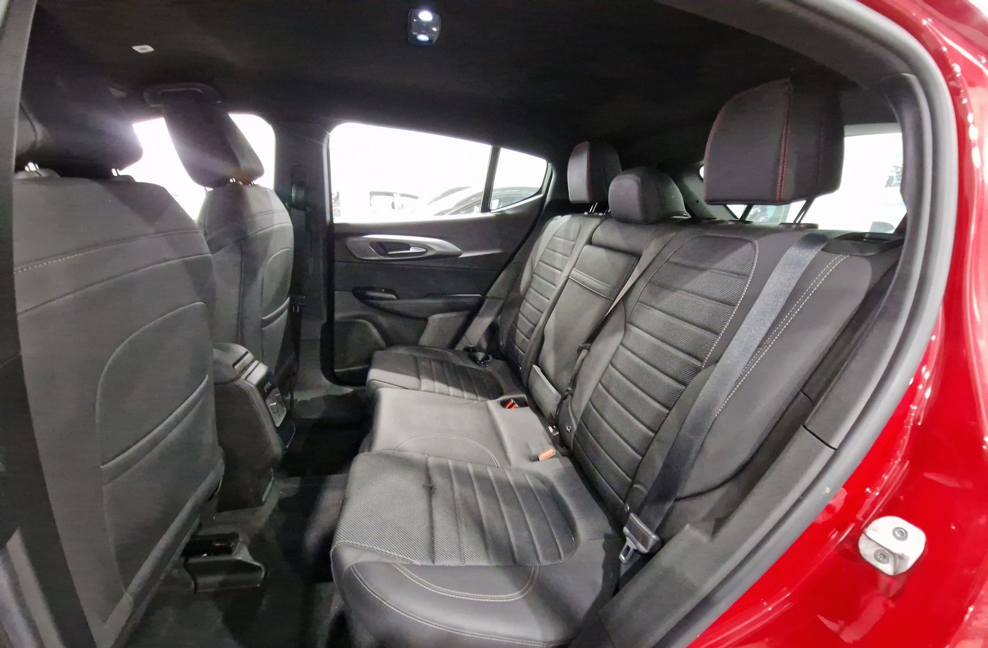 Alfa Romeo Tonale 1.5 MHEV Sprint FWD - foto 16