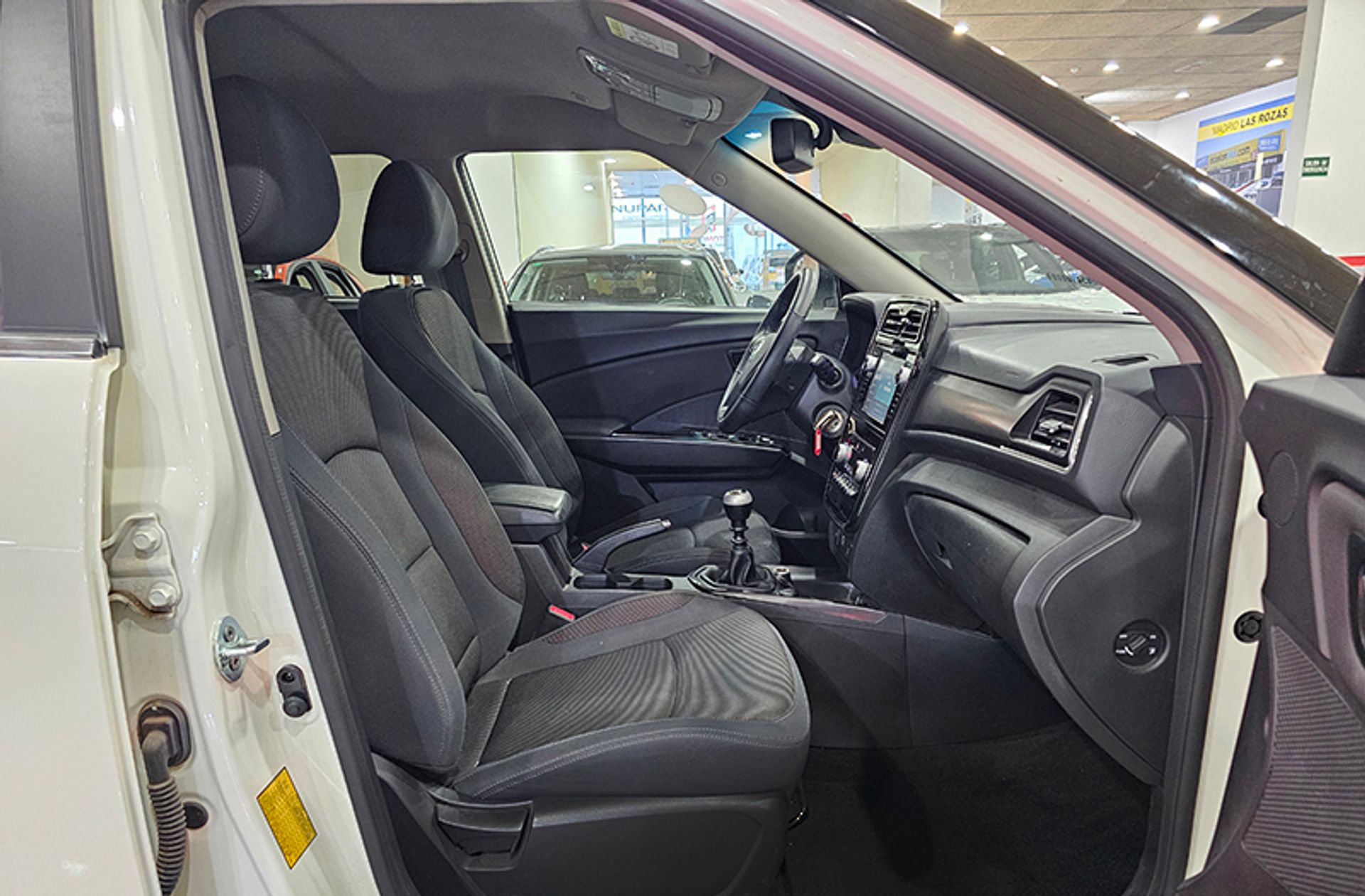SsangYong Tivoli G12T Urban Plus - foto 17