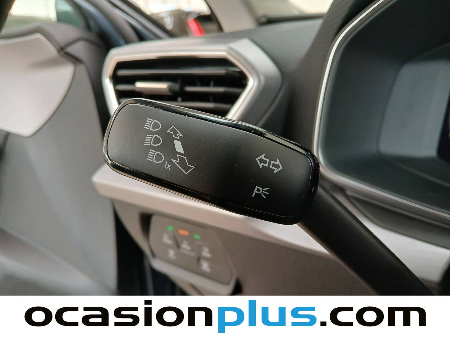 Seat León Seat León ST 2.0 TDI S&S FR XL DSG (150 CV) seminuevo