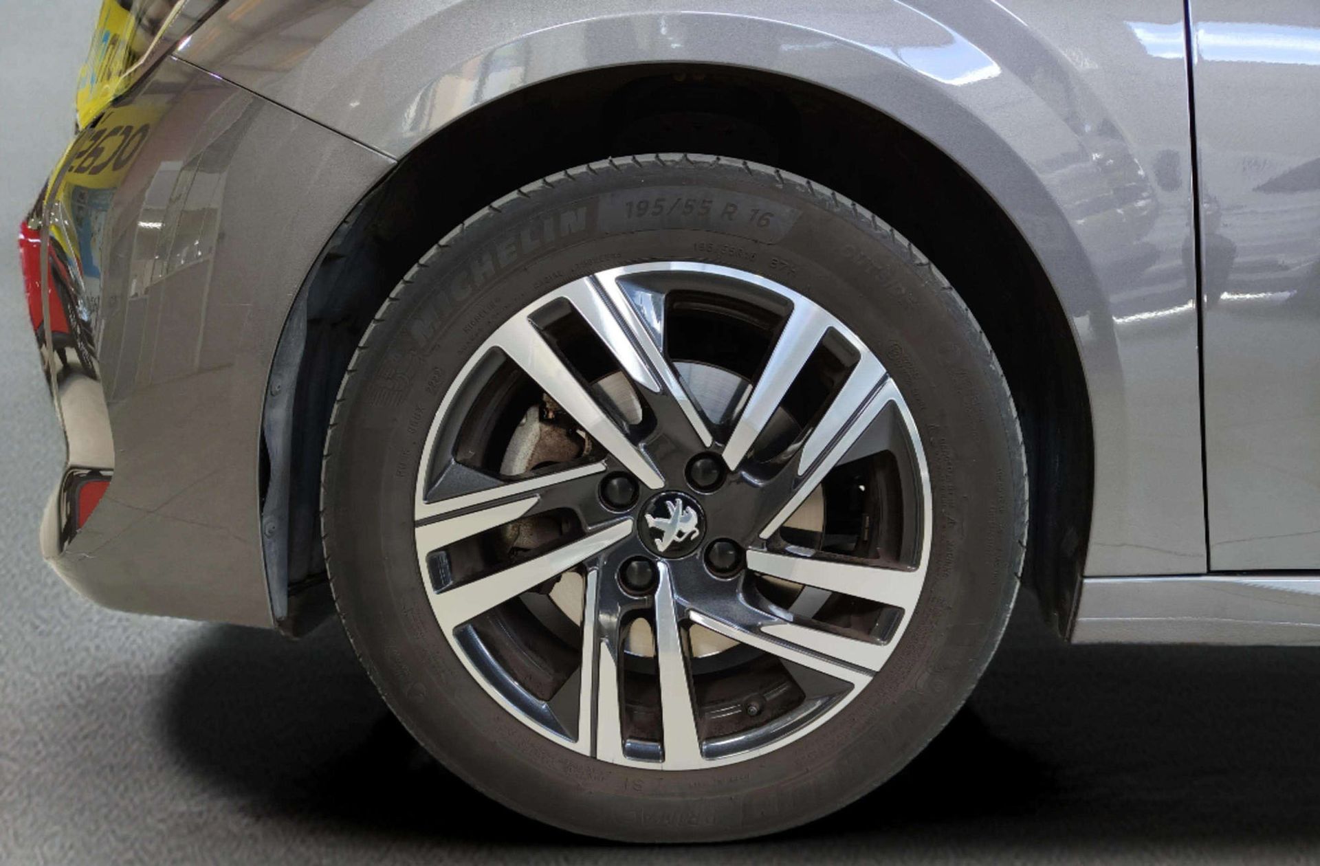 Peugeot 208 PureTech 100 Allure Pack - foto 31