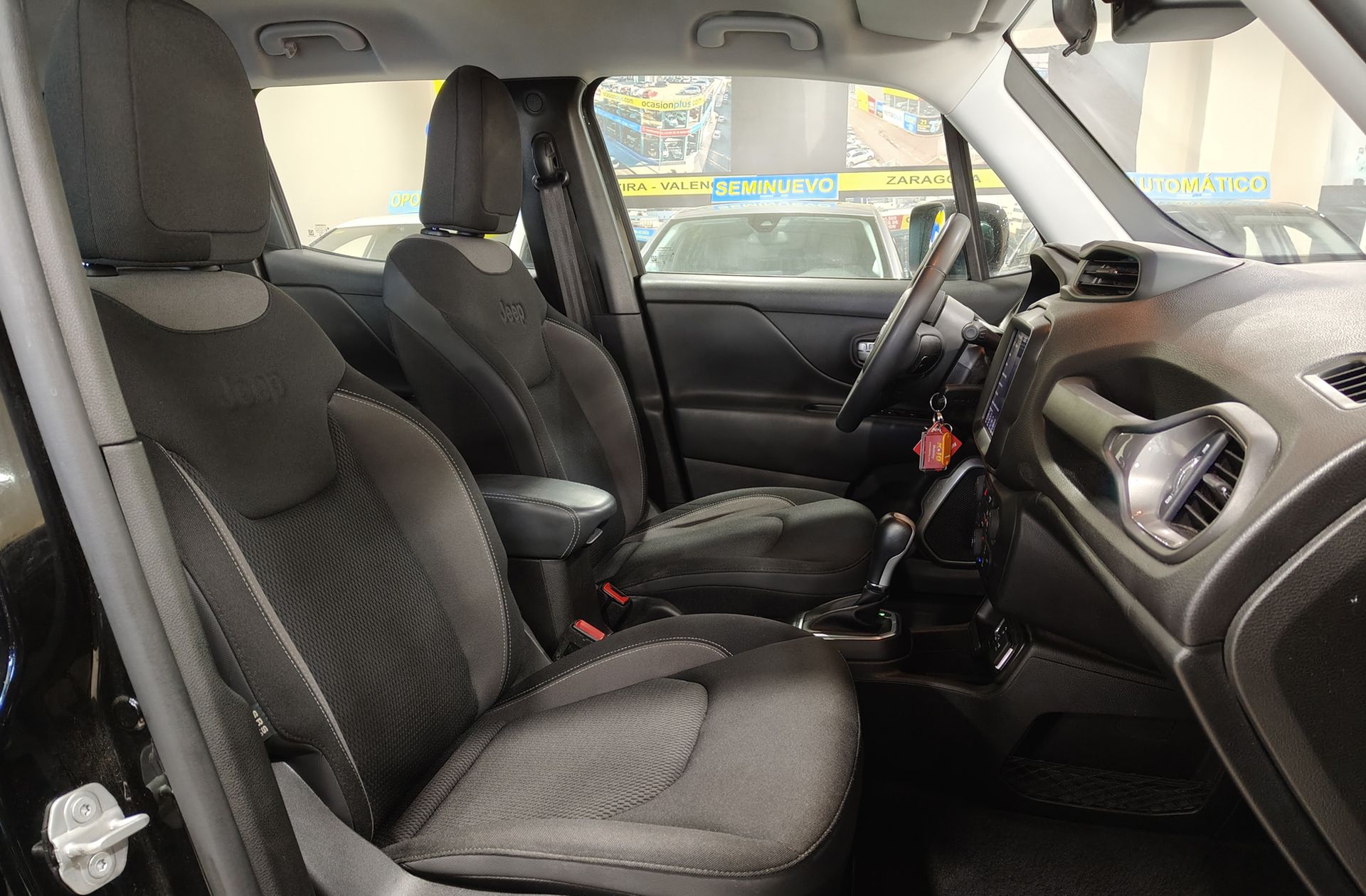 Jeep Renegade eHybrid 1.5 Limited ATX - foto 16