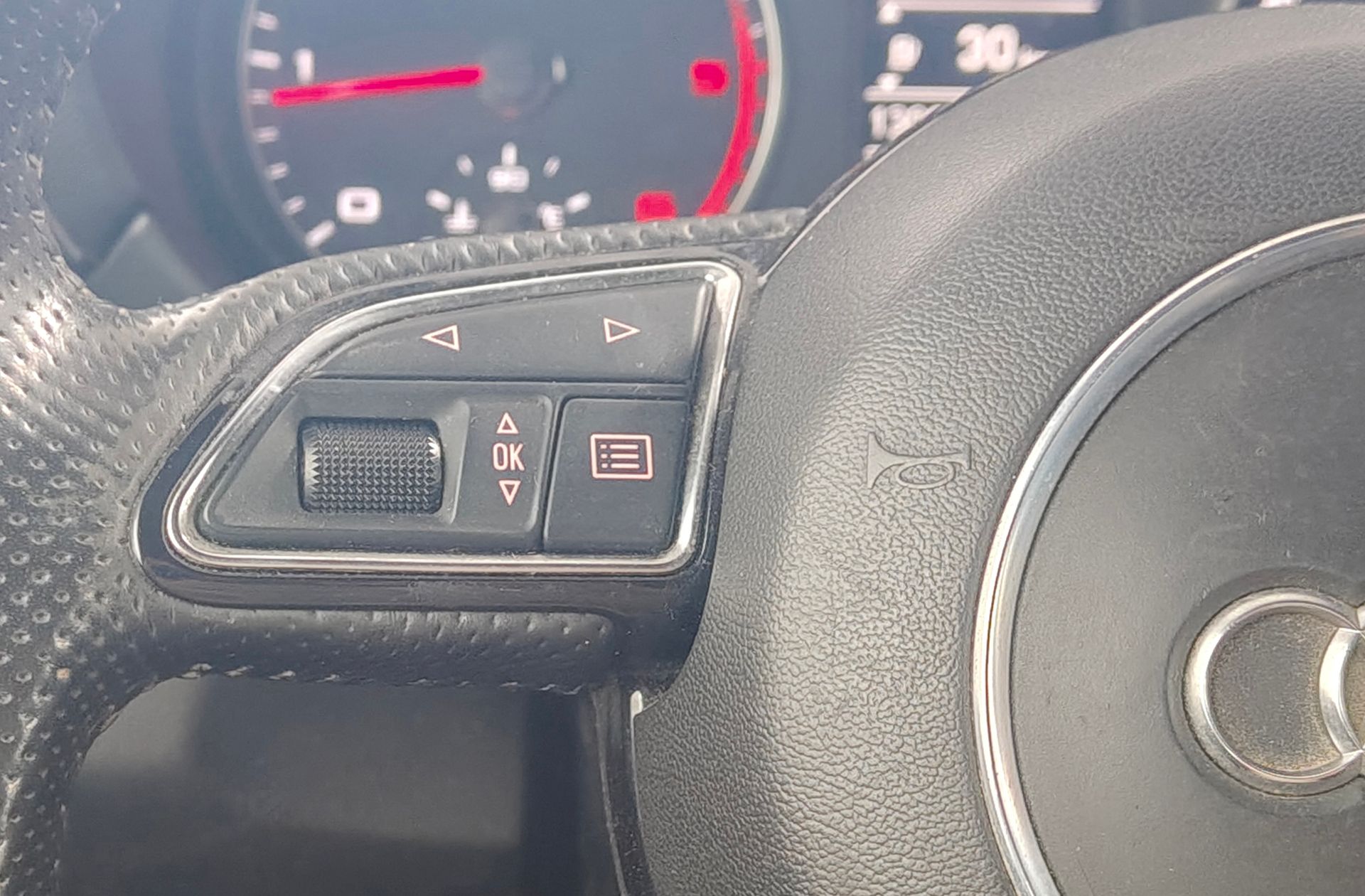 Audi A1 Sportback Ambition 1.6 TDI S tronic Pack S-Line - foto 22