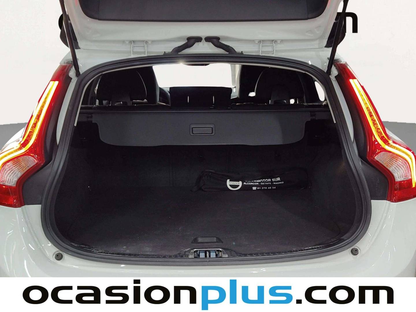 Fotos maletero Volvo V60 Cross Country Volvo V60 Cross Country D3 Kinetic (150 CV)