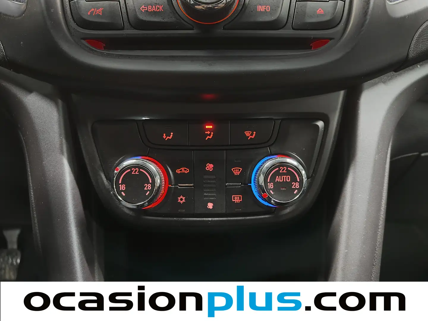 Foto Opel Zafira Tourer Opel Zafira Tourer 1.6 CDTi S&S Expression (120 CV) 7 Plazas