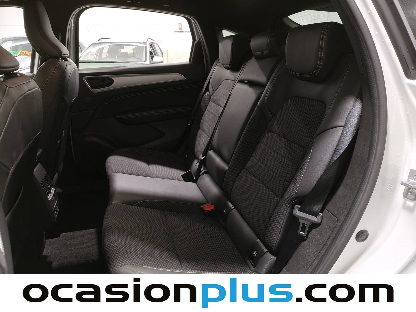 Foto asientos traseros Renault Arkana Renault Arkana Techno E-Tech full hybrid  (145 CV)