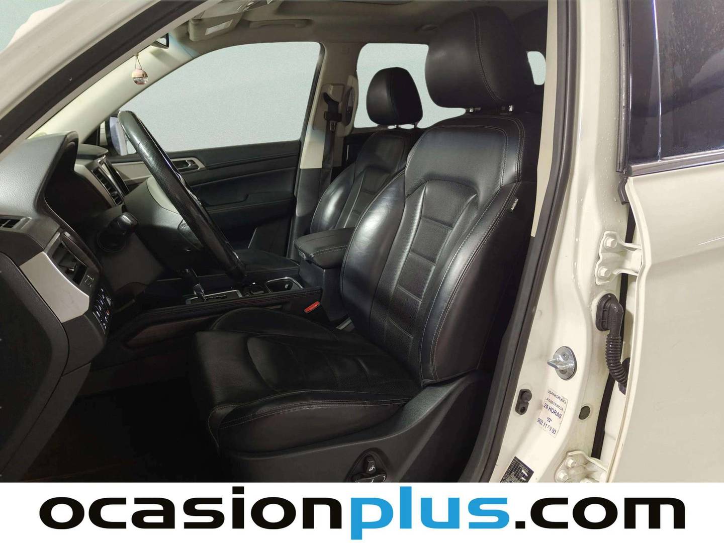 Foto asientos traseros SsangYong Rexton SsangYong Rexton D22DTR 4x2 Limited Auto (181 CV) 7 Plazas