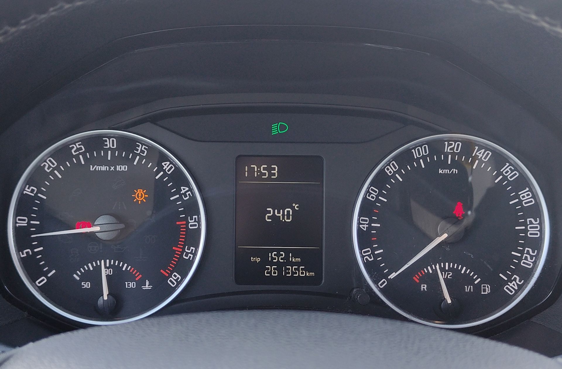 Škoda Octavia 1.6 TDI Active Plus - foto 18