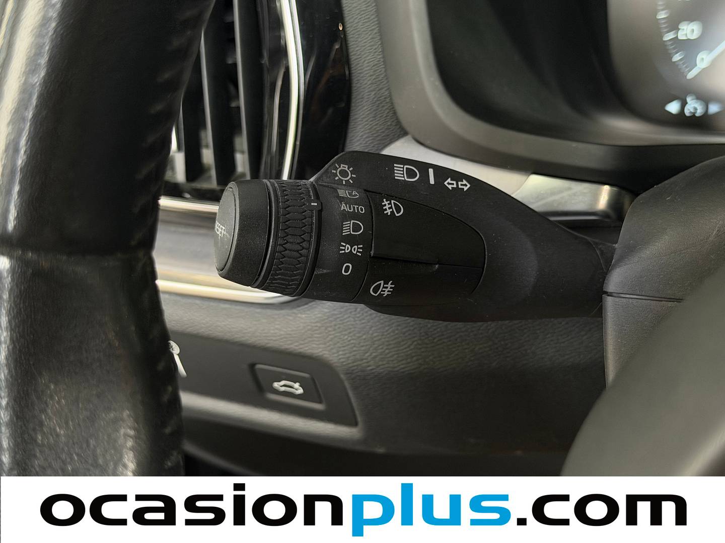 Acabados Volvo V60 Volvo V60 D3 Momentum Auto (150 CV)