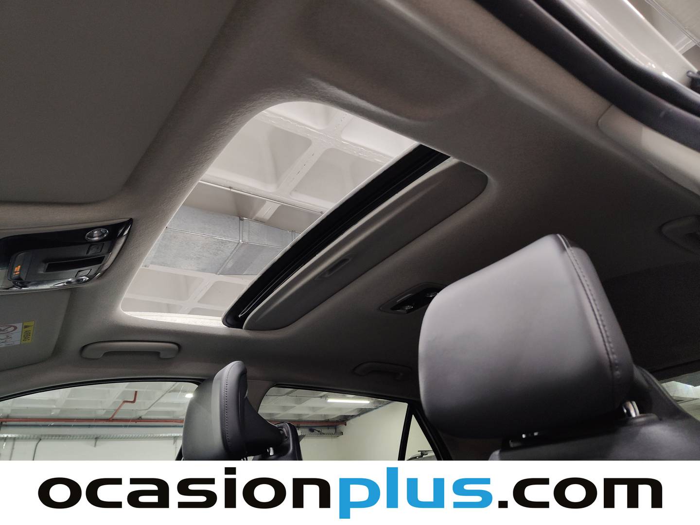 Extras y acabados del KIA e-Niro KIA e-Niro Emotion (Long Range) (204 CV)