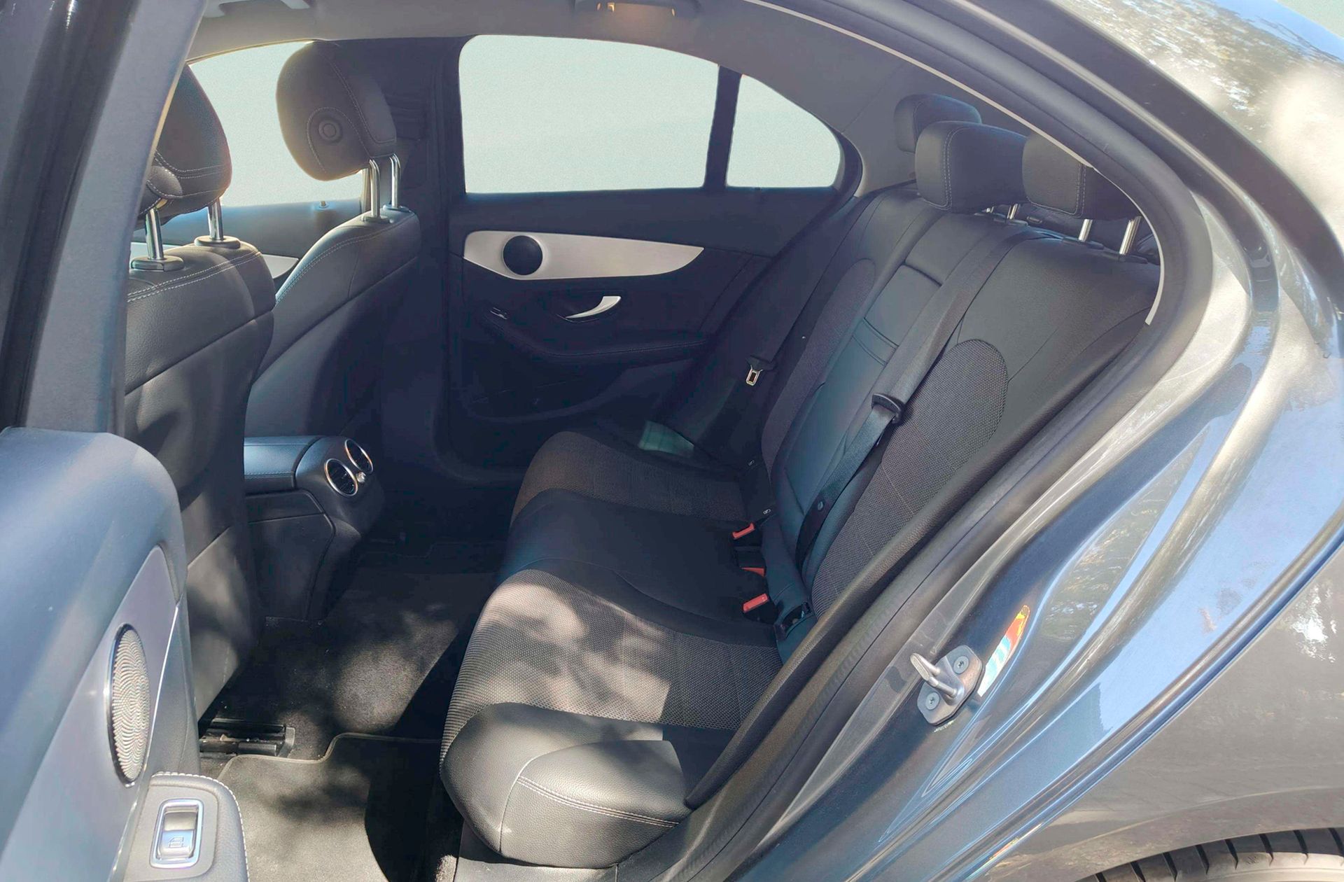 Mercedes-Benz Clase C 200 - foto 14