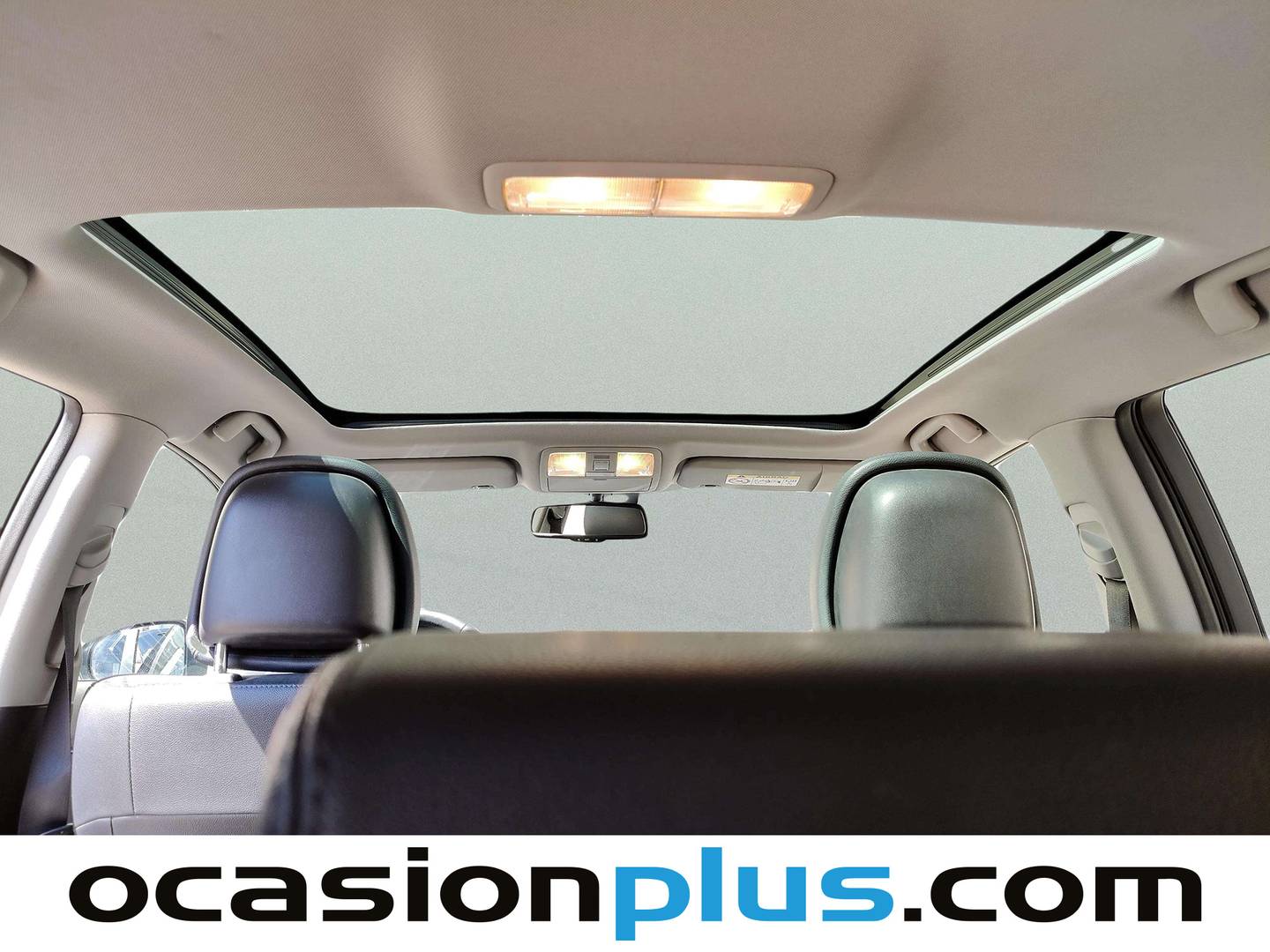 Extras y acabados del Toyota Avensis Toyota Avensis 120D Cross Sport Advance (124 CV)