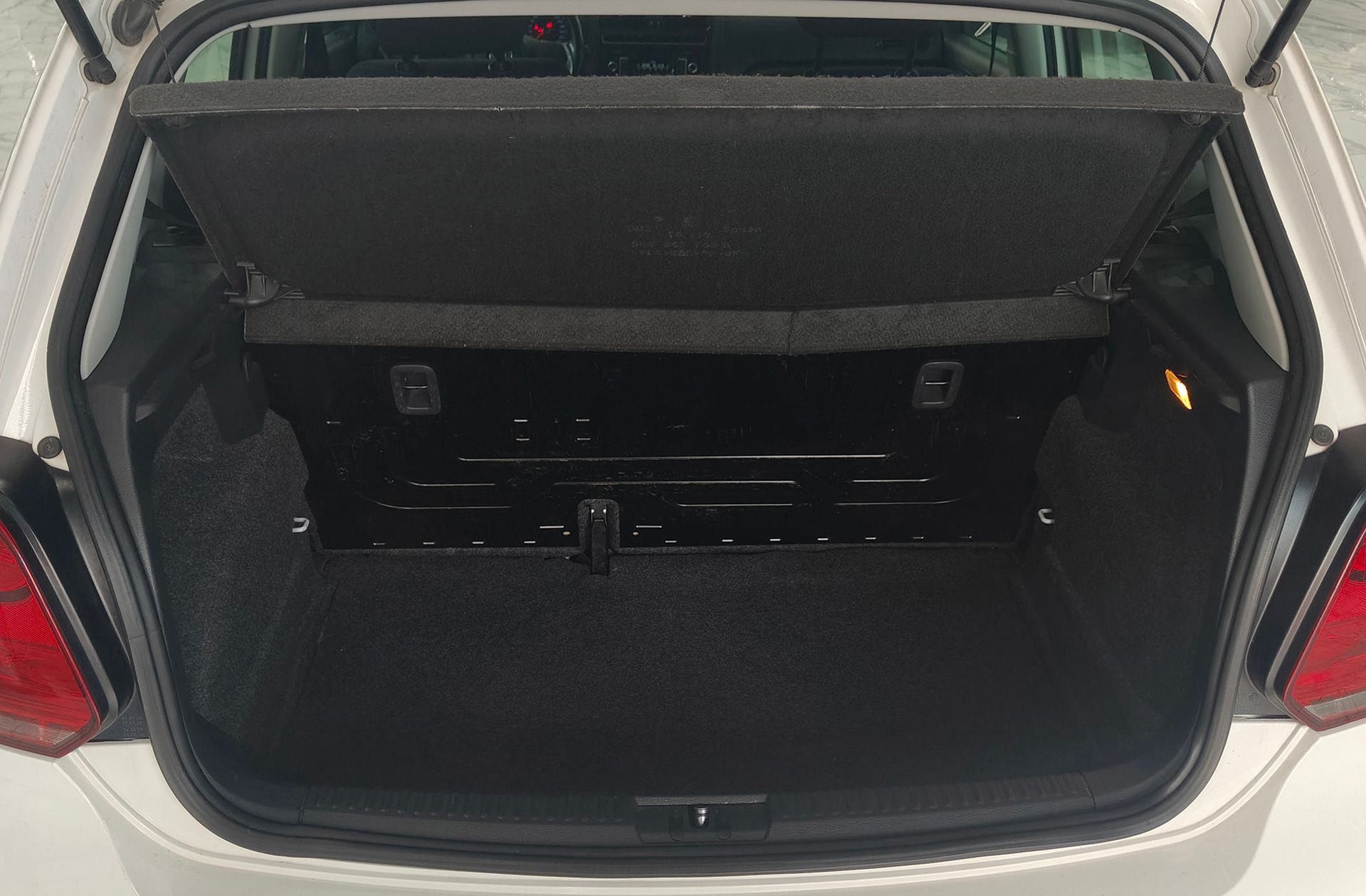 Volkswagen Polo Advance 1.2 TSI - foto 12