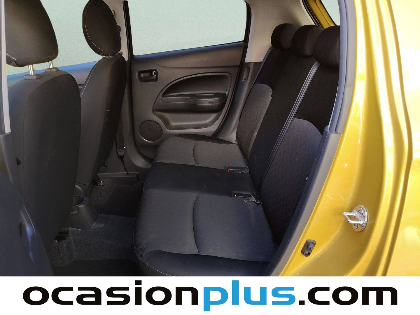 Foto asientos traseros Mitsubishi Space Star Mitsubishi Space Star 120 MPI Motion (71 CV)
