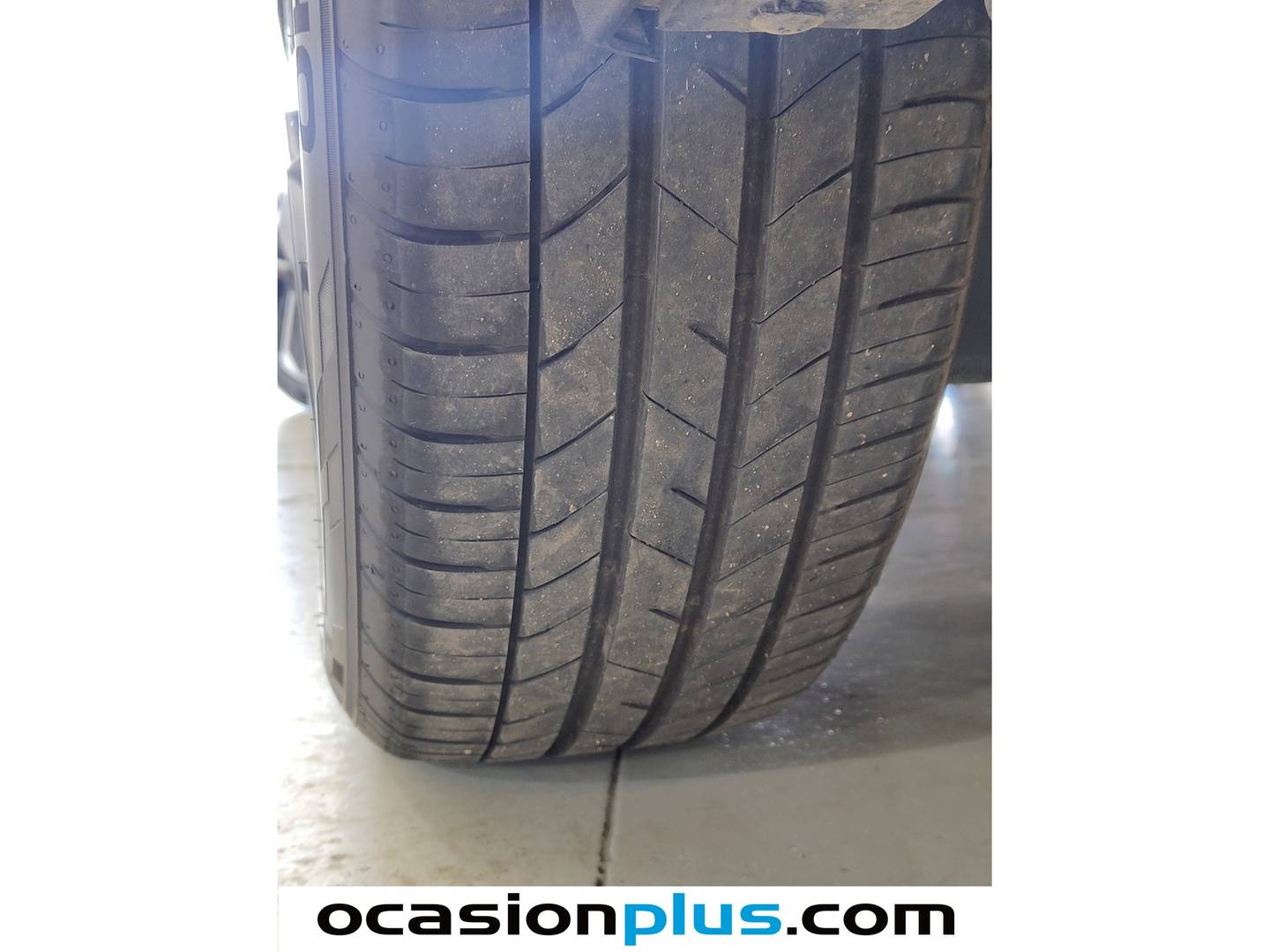 Foto Peugeot 408 Peugeot 408 PHEV 180 Allure Pack e-EAT8 (181 CV)