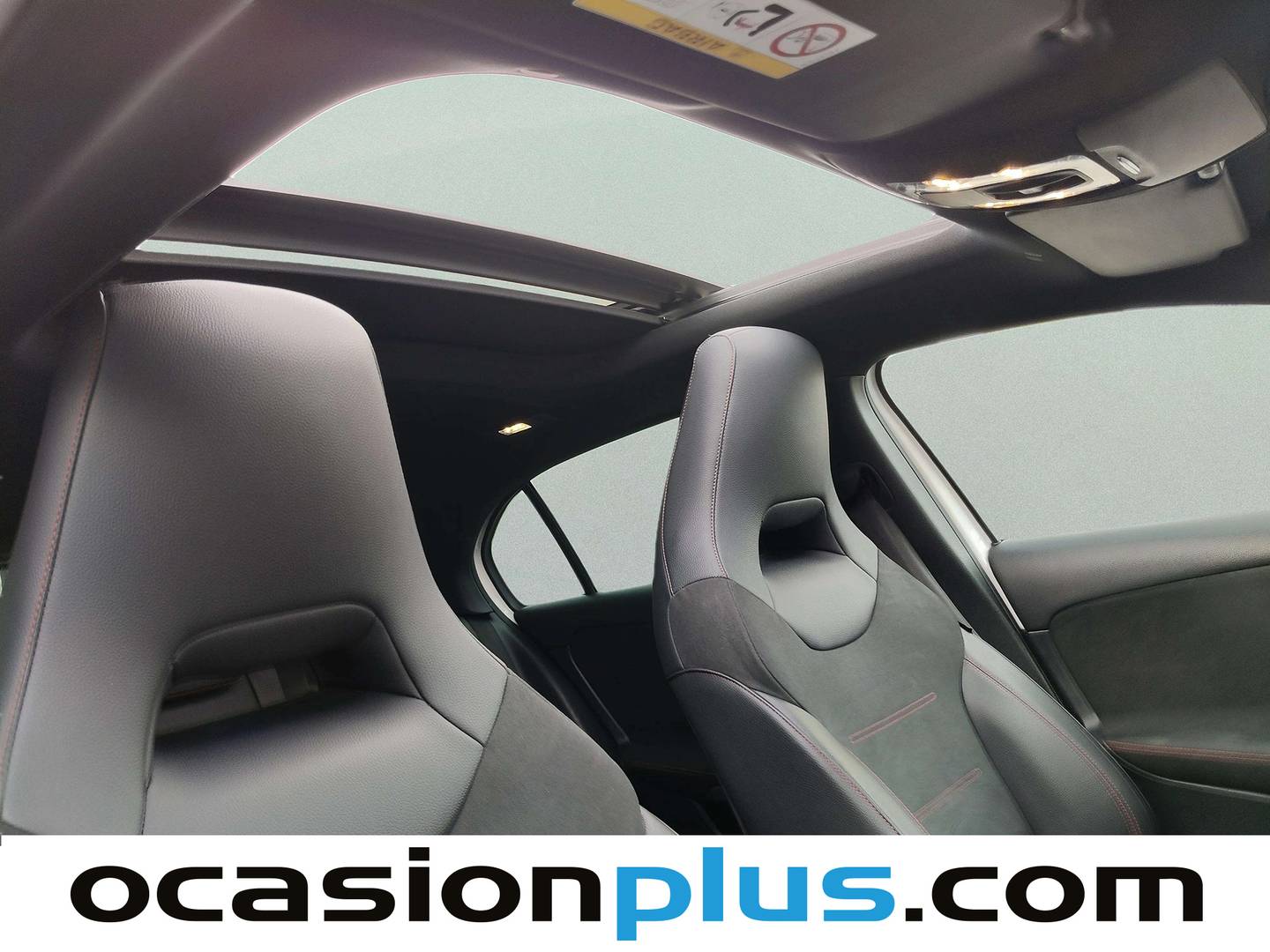 Extras y acabados del Mercedes Clase A Mercedes-Benz Clase A 180 (136 CV)