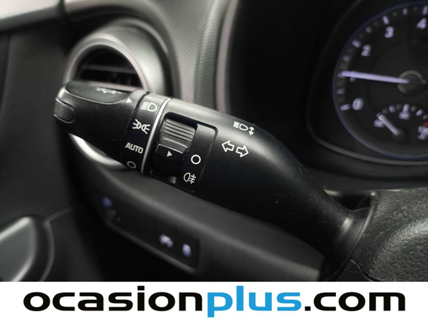 Equipamiento del Hyundai Kona Hyundai Kona 1.0 TGDi Essence 4x2 (120 CV)