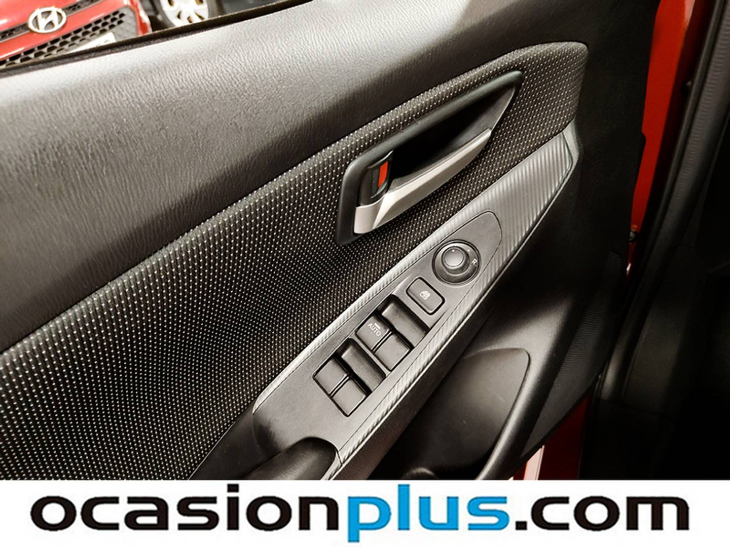 Foto Mazda Mazda2 Mazda Mazda 2 1.5 G e-SKYACTIV Homura (90 CV)