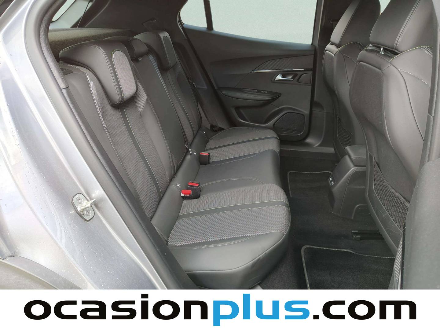 Foto Peugeot 2008 Peugeot 2008 BlueHDi 130 S&S GT EAT8 (130 CV)