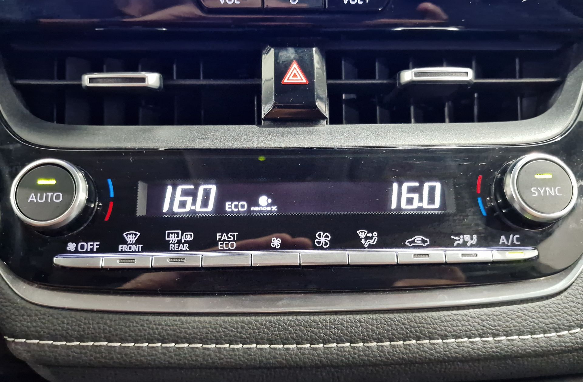 Toyota Corolla 140H Style - foto 35