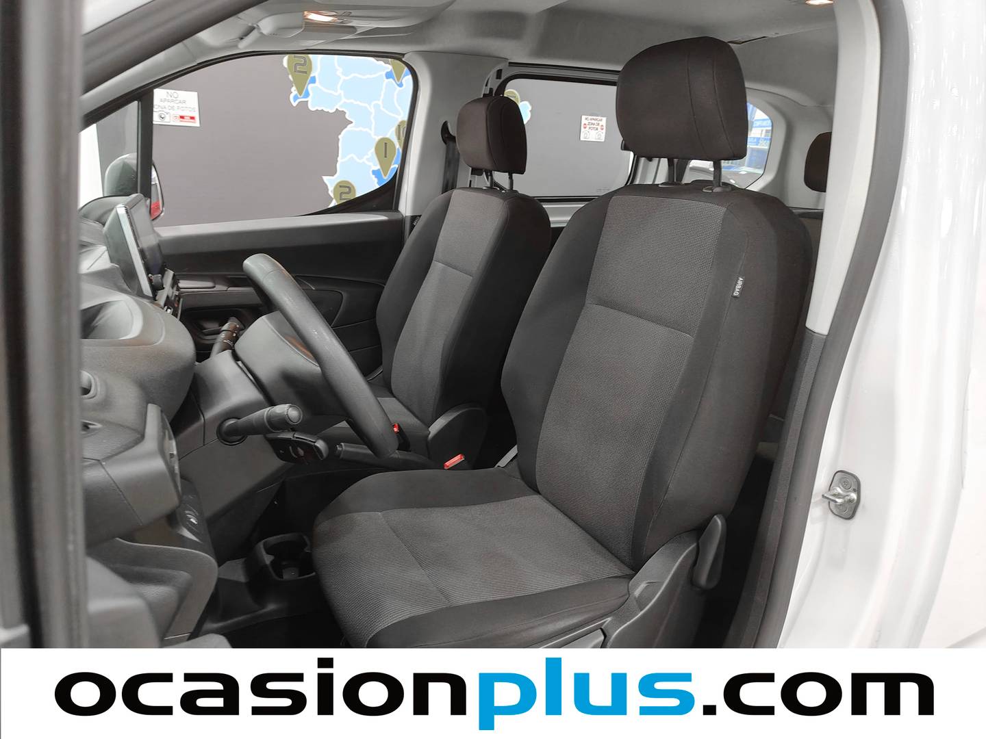 Foto asientos delanteros Peugeot Rifter Peugeot Rifter Rifter Active Pack Business Standard BlueHDi (100 CV)