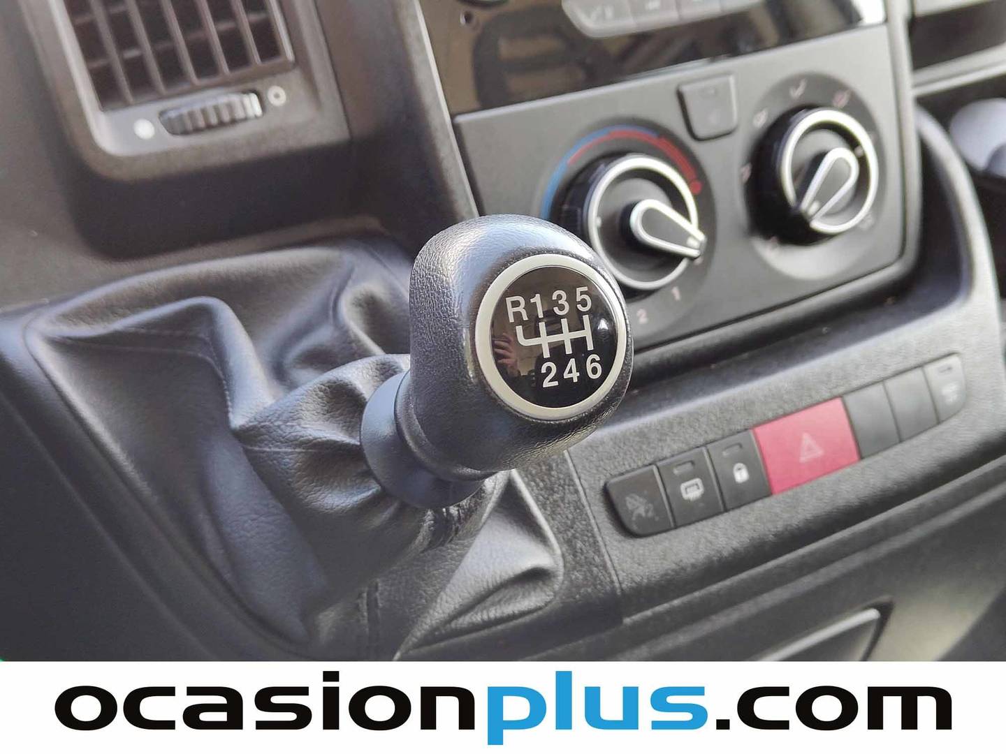 Peugeot Boxer Peugeot Boxer Combi BlueHDi 130 330 L1H1 (130 CV) 6 Plazas de segunda mano